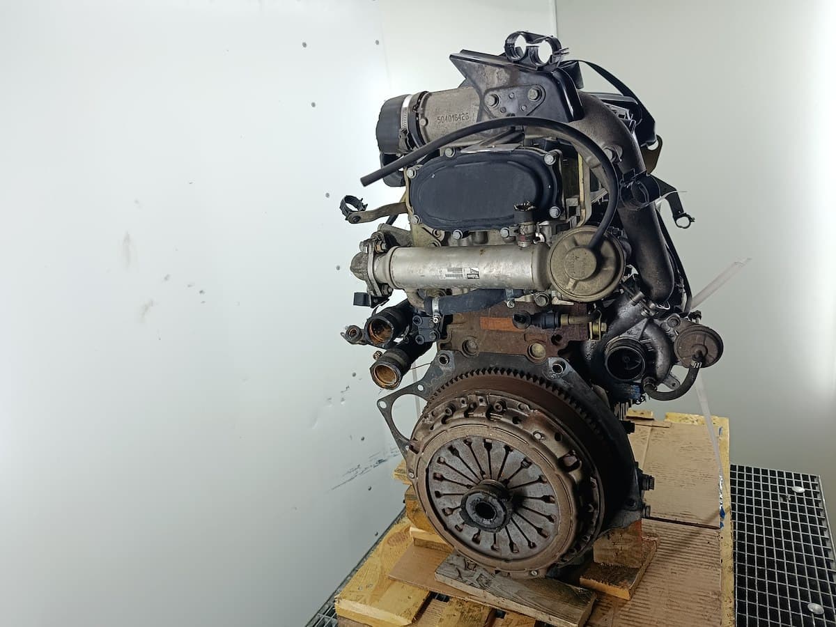 Moteur F1AE0481C — vue 8