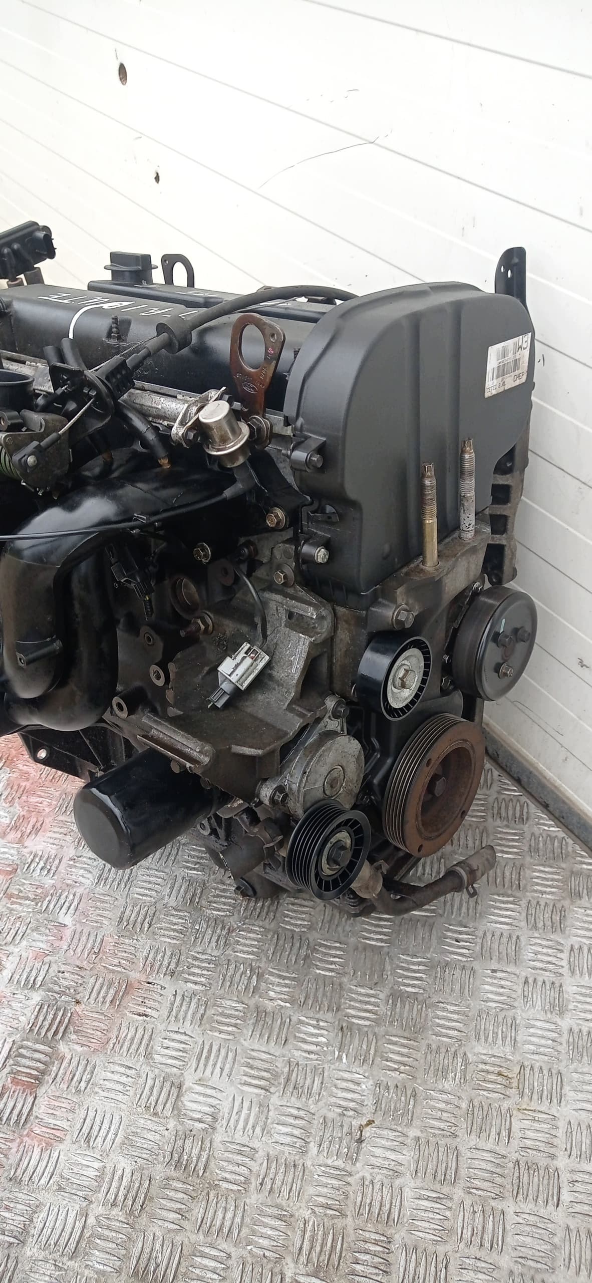 Moteur YF — vue 7