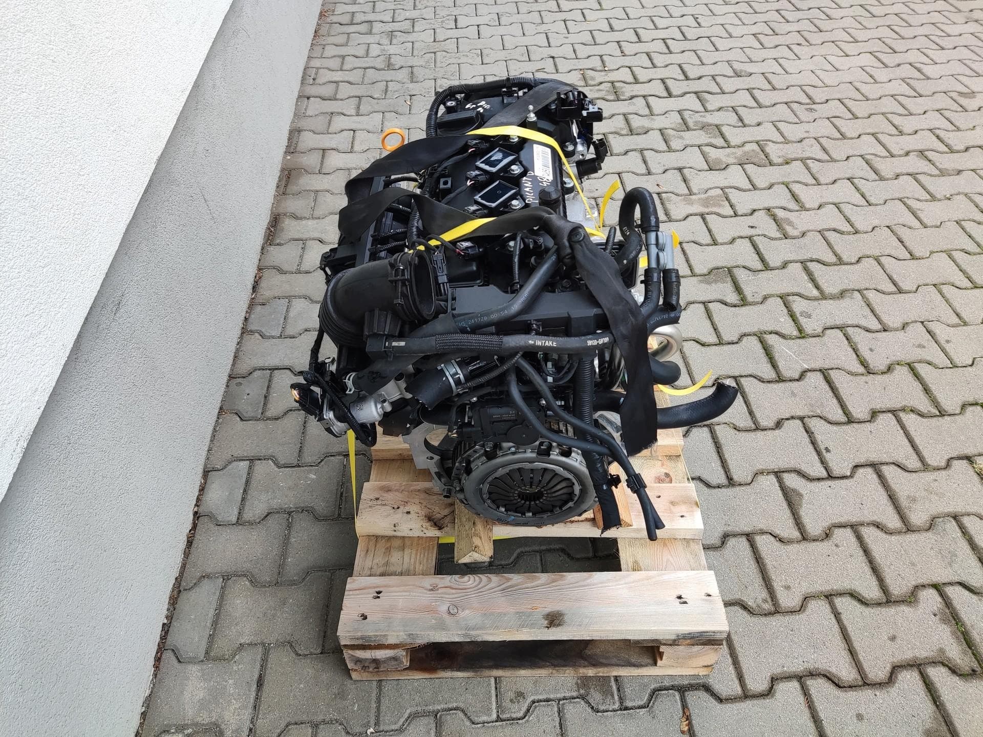 Moteur G4LF — vue 4