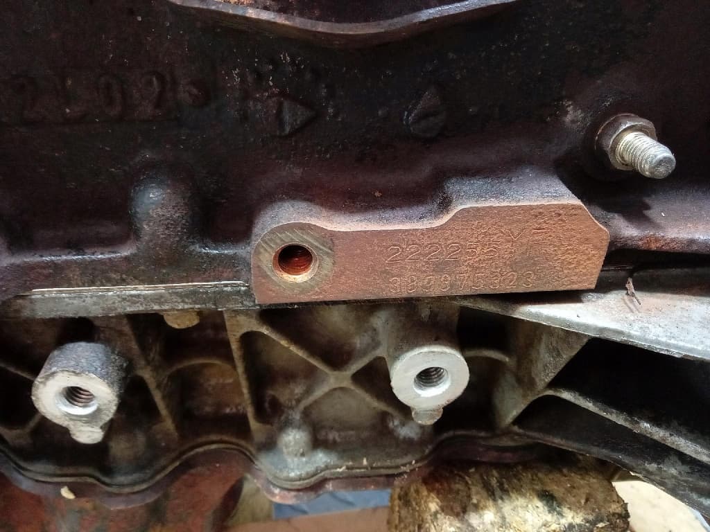 Moteur YF — vue 7