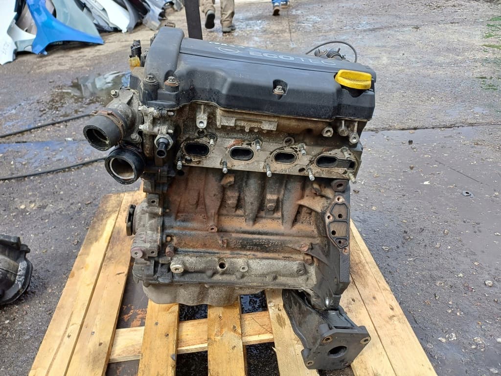 Moteur Z 12 XE — vue 2