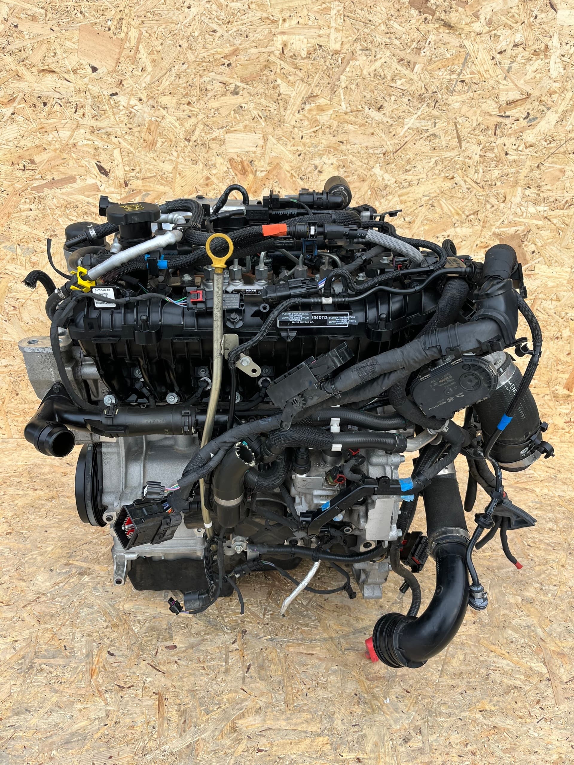 Moteur 204DTD(AJ21D4) — vue 2
