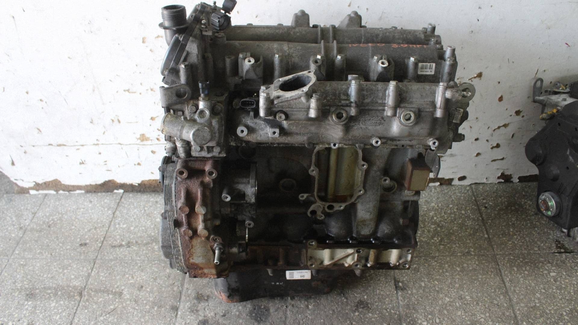Moteur F1CFL411J — vue 2