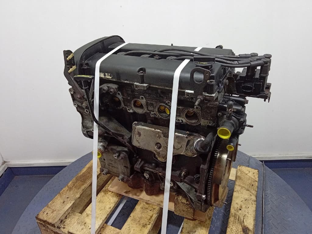 Moteur YF — vue 2