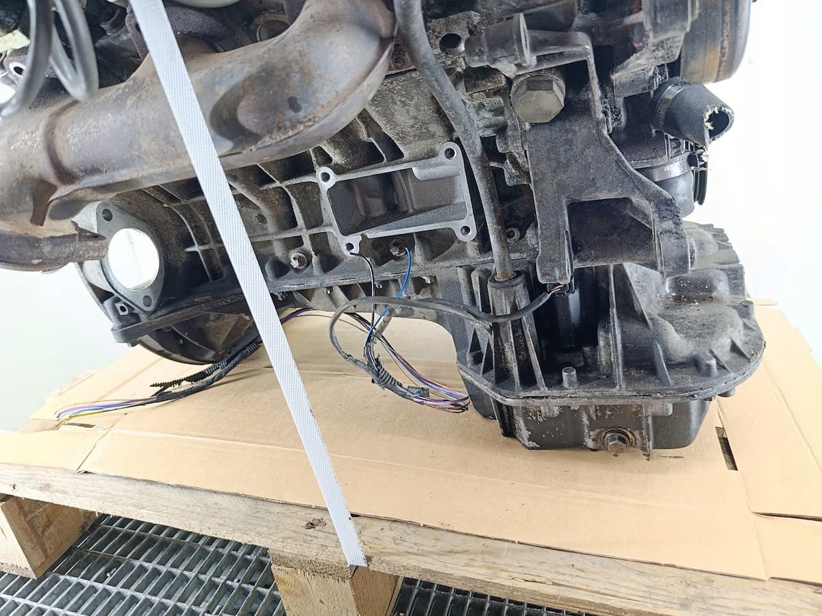 Moteur M 112.944 — vue 2