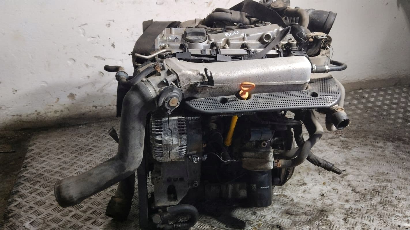 Moteur AGU pour Volkswagen Golf 1.8 Petrol
