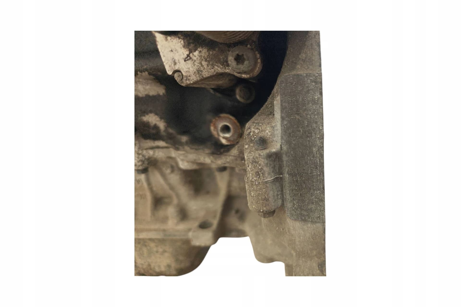 Moteur 9HN (DV6ETED) — vue 2